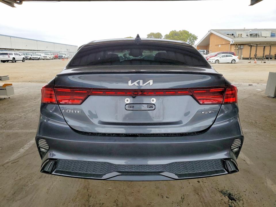 2023 Kia Forte მანქანა იყიდება აუქციონზე, vin: 3KPF54AD0PE679029, აუქციონის ნომერი: 52258016