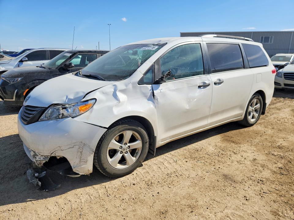 53013016 :رقم المزاد ، 5TDZK3DC8DS391912 vin ، 2013 Toyota Sienna مزاد بيع