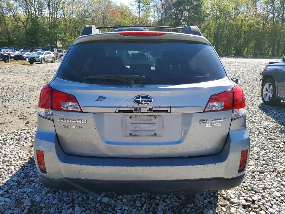 2010 Subaru Outback მანქანა იყიდება აუქციონზე, vin: 4S4BRBBC6A3326947, აუქციონის ნომერი: 52482436