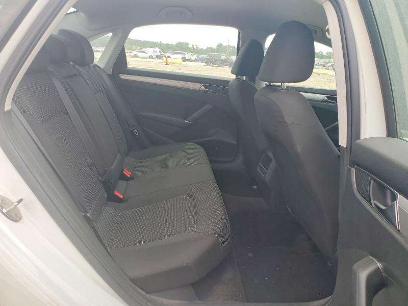 Продаж на аукціоні авто 2018 Volkswagen Passat, vin: 1VWAA7A38JC043727, номер лоту: 54513066