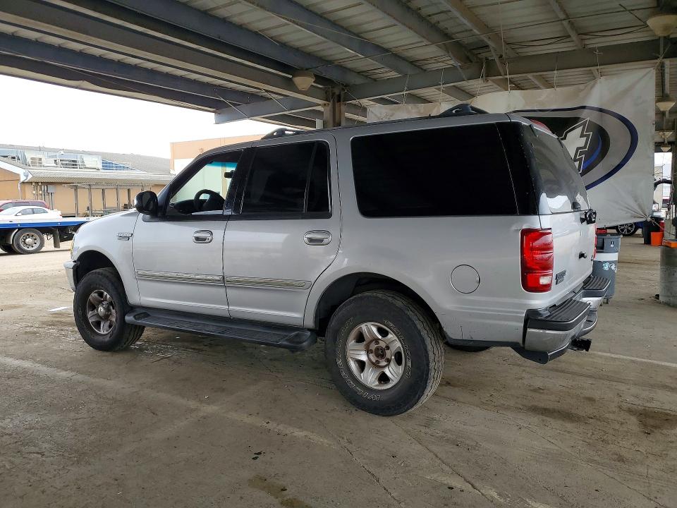 1998 Ford Expedition მანქანა იყიდება აუქციონზე, vin: 1FMRU18W1WLA22652, აუქციონის ნომერი: 52214026