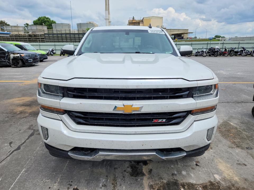 55232346 :رقم المزاد ، 3GCUKRECXJG139407 vin ، 2018 Chevrolet Silverado مزاد بيع