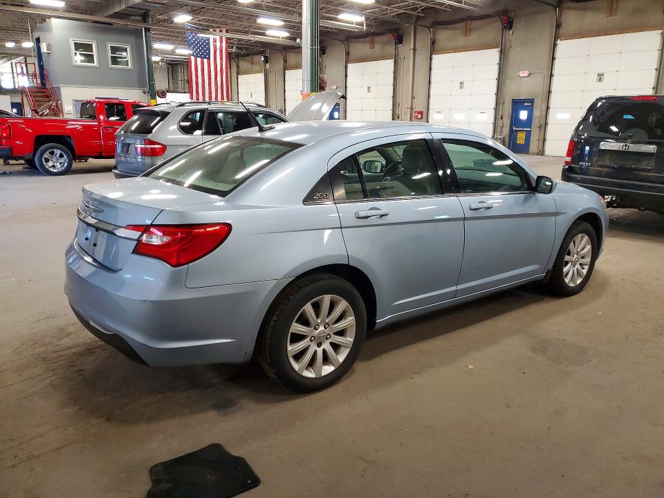 Продажа на аукционе авто 2013 Chrysler 200, vin: 1C3CCBBB7DN598745, номер лота: 53134226