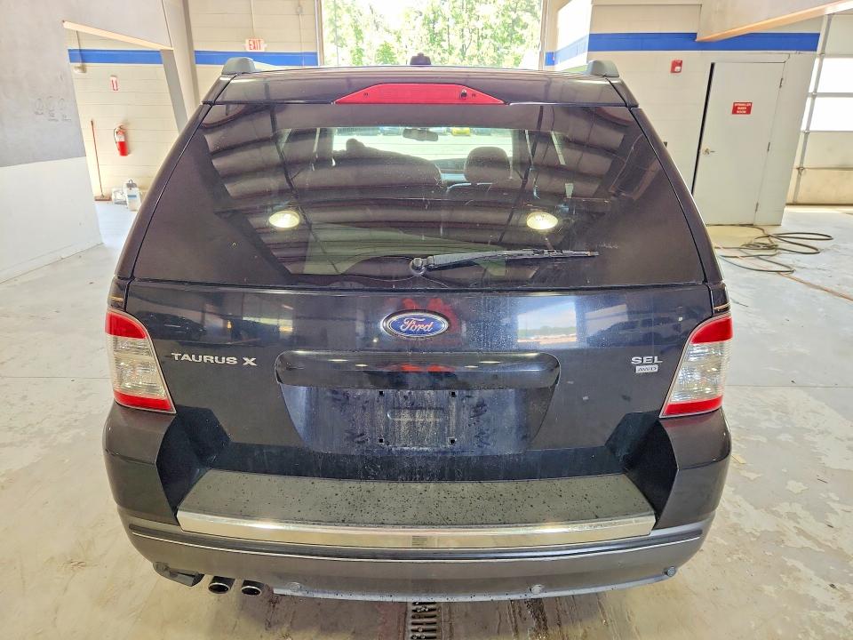 53334986 :رقم المزاد ، 1FMDK05W48GA23272 vin ، 2008 Ford Taurus X مزاد بيع