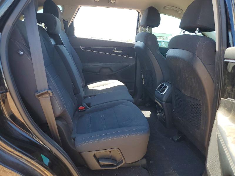 2018 Kia Sorento მანქანა იყიდება აუქციონზე, vin: 5XYPG4A51JG393935, აუქციონის ნომერი: 53251126
