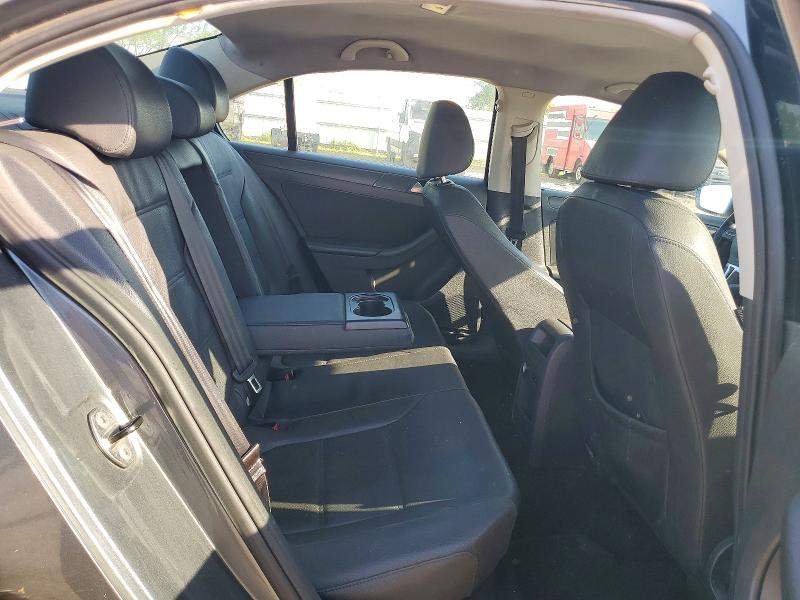 53752746 :رقم المزاد ، 3VWDP7AJ4CM312575 vin ، 2012 Volkswagen Jetta مزاد بيع