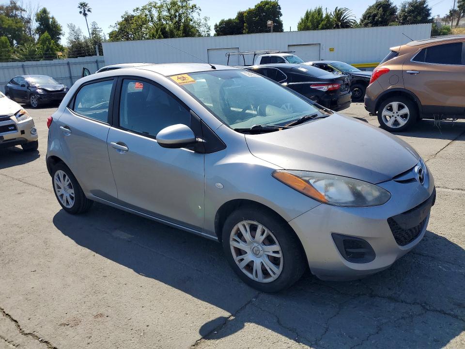 2014 Mazda Mazda2 მანქანა იყიდება აუქციონზე, vin: JM1DE1KZ5E0179034, აუქციონის ნომერი: 55426826