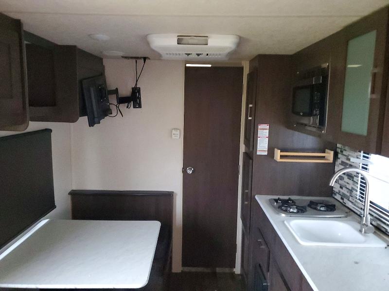 Продажа на аукционе авто 2018 Forrest River Wildwood, vin: 4X4TWDU14JY091292, номер лота: 54003586