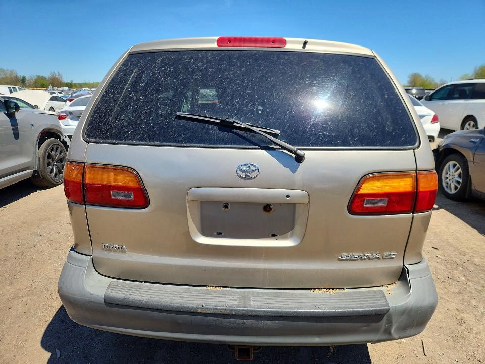 2003 Toyota Sienna მანქანა იყიდება აუქციონზე, vin: 4T3ZF19C93U530573, აუქციონის ნომერი: 52318986