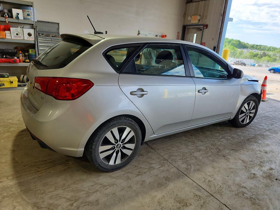 2013 Kia Forte მანქანა იყიდება აუქციონზე, vin: KNAFU5A21D5664051, აუქციონის ნომერი: 54182756