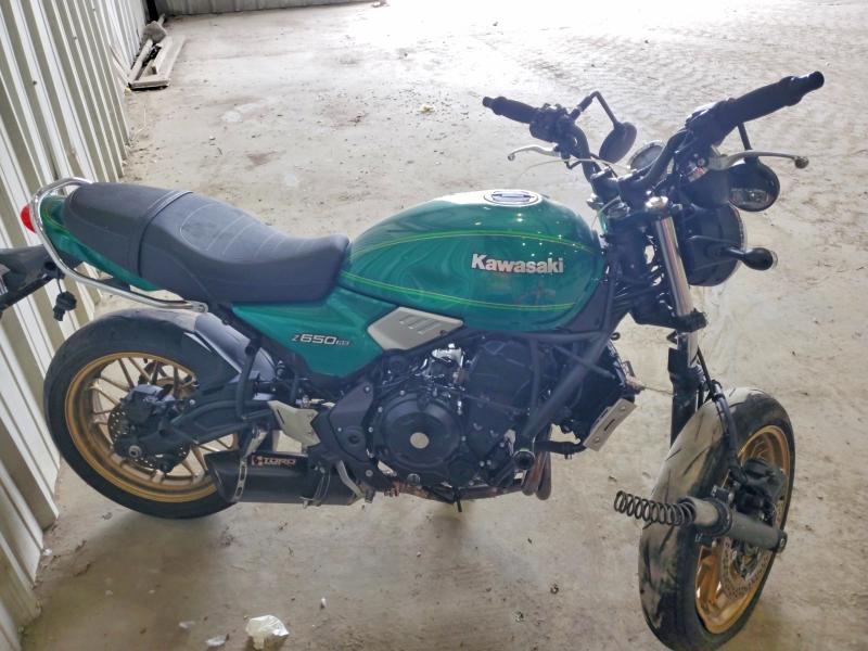 52065626 :رقم المزاد ، ML5EREM11NDA77081 vin ، 2022 Kawasaki Er650 مزاد بيع