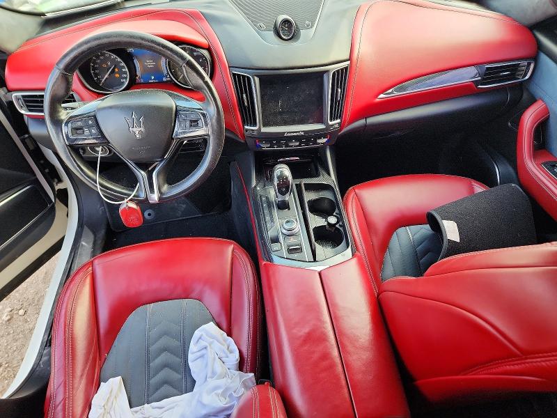 Продаж на аукціоні авто 2017 Maserati Levante, vin: ZN661XUL2HX245579, номер лоту: 52811116