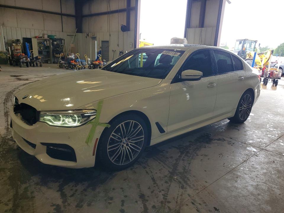 55041136 :رقم المزاد ، WBAJE5C51HG477661 vin ، 2017 Bmw 540 مزاد بيع