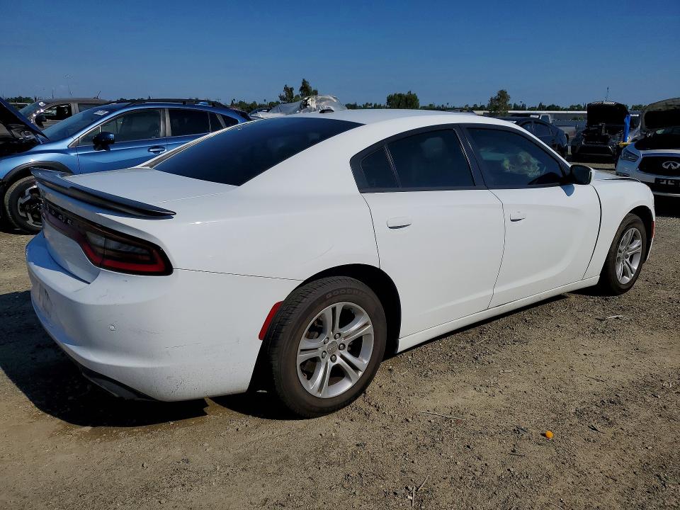 52692636 :رقم المزاد ، 2C3CDXBG1FH776909 vin ، 2015 Dodge Charger مزاد بيع
