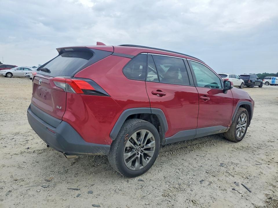 Продаж на аукціоні авто 2021 Toyota Rav4, vin: 2T3C1RFV8MW124505, номер лоту: 55494566