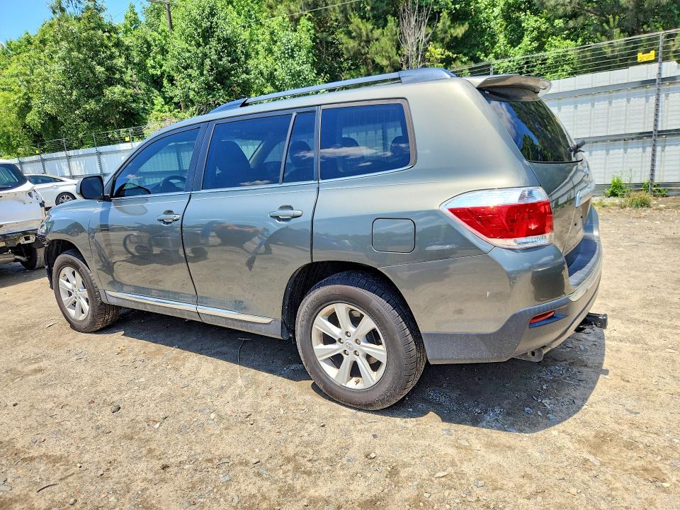 2012 Toyota Highlander მანქანა იყიდება აუქციონზე, vin: 5TDBK3EH1CS144063, აუქციონის ნომერი: 54819346
