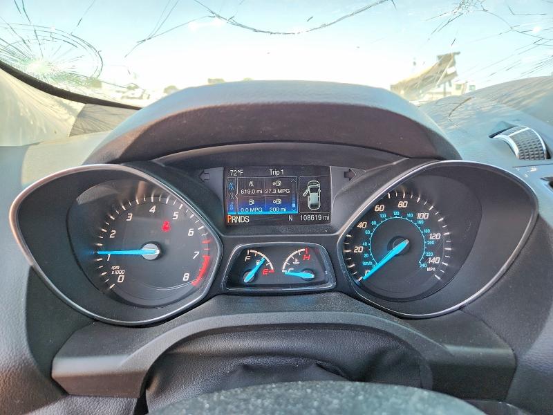 52971586 :رقم المزاد ، 1FMCU0J94FUC42124 vin ، 2015 Ford Escape مزاد بيع