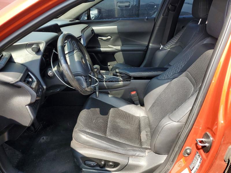 53957346 :رقم المزاد ، JTHU9JBH3K2004176 vin ، 2019 Lexus Ux مزاد بيع