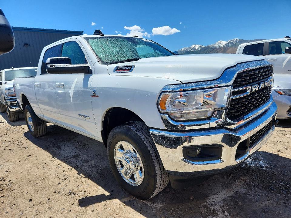 53096386 :رقم المزاد ، 3C6UR5DL2NG441342 vin ، 2022 Ram 2500 مزاد بيع