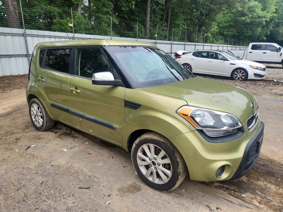 2013 Kia Soul მანქანა იყიდება აუქციონზე, vin: KNDJT2A67D7574974, აუქციონის ნომერი: 55198056