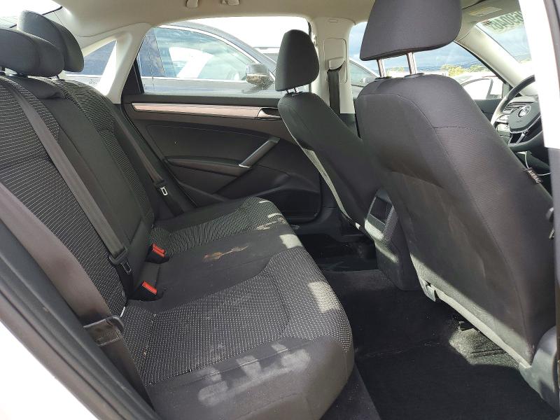 Продажа на аукционе авто 2016 Volkswagen Passat, vin: 1VWAT7A37GC051451, номер лота: 52369046