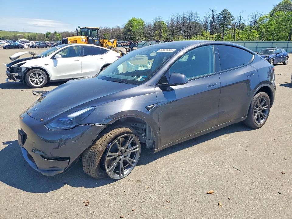 54421446 :رقم المزاد ، 7SAYGDEE4SF224017 vin ، 2025 Tesla Model Y مزاد بيع
