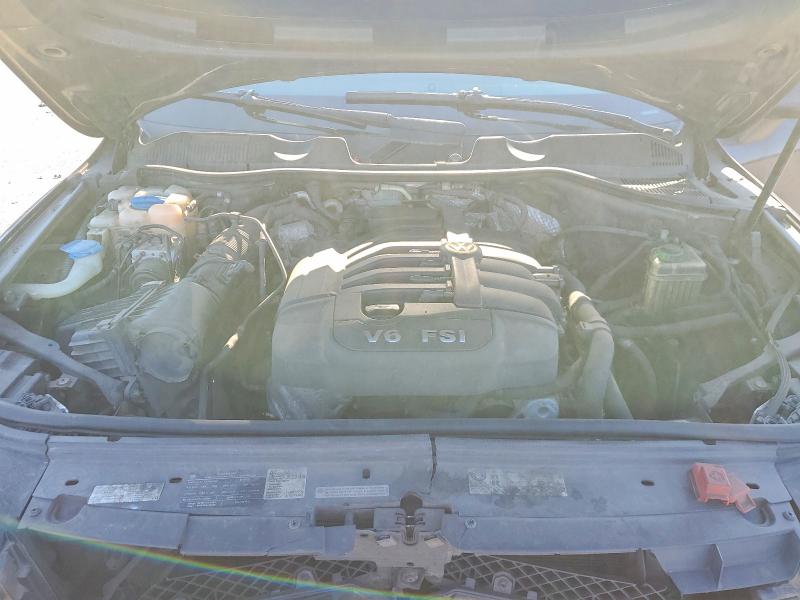 52831596 :رقم المزاد ، WVGFF9BP5BD006746 vin ، 2011 Volkswagen Touareg مزاد بيع