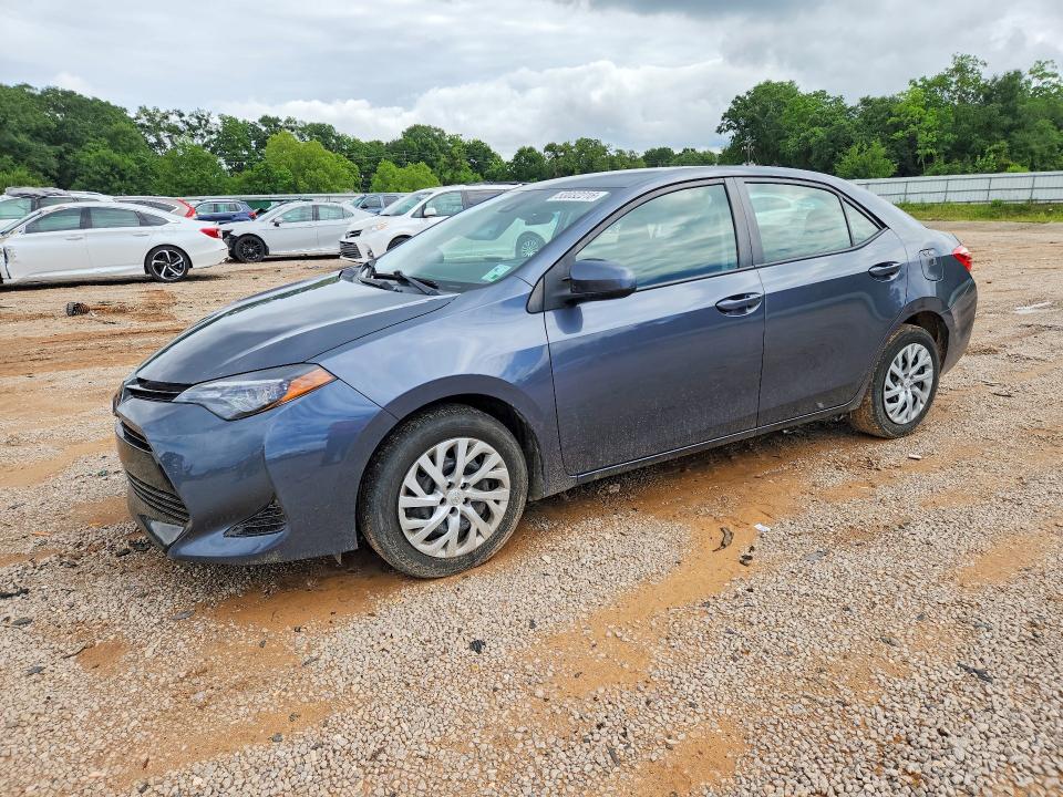 53032216 :رقم المزاد ، 5YFBURHE2HP578135 vin ، 2017 Toyota Corolla مزاد بيع