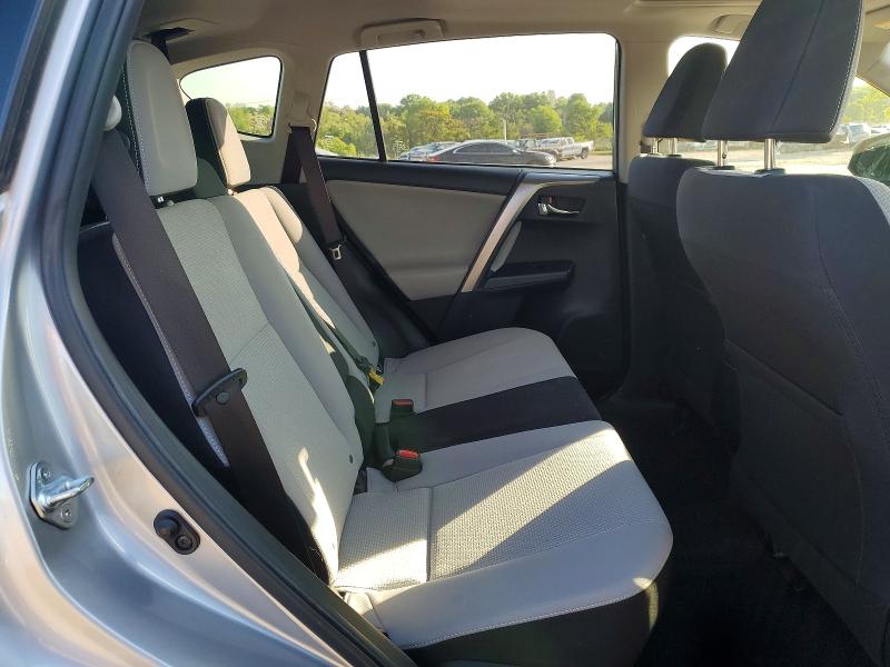 Продажа на аукционе авто 2018 Toyota Rav4, vin: JTMRFREV1JJ188134, номер лота: 52037556