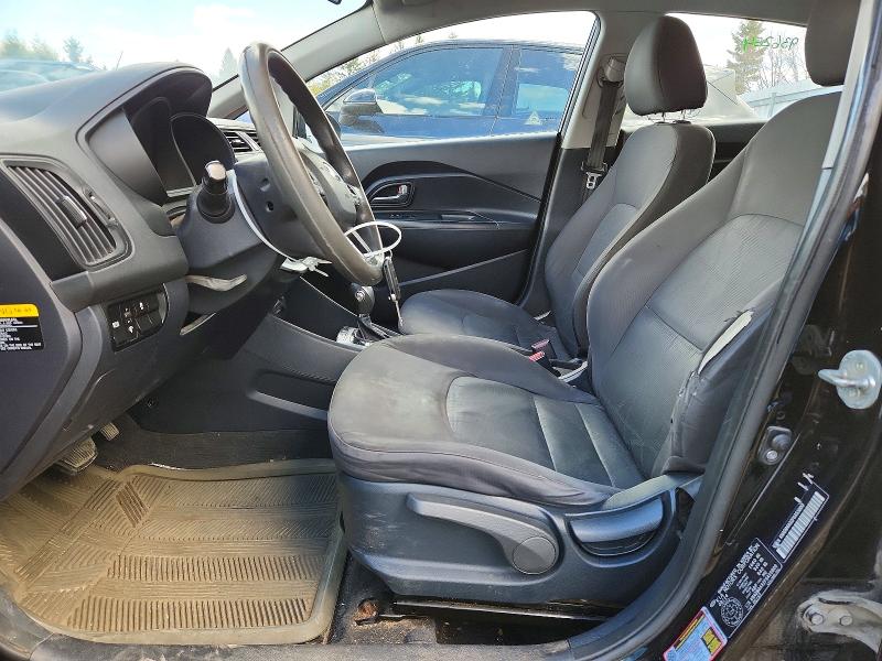 52889886 :رقم المزاد ، KNADM4A32F6455800 vin ، 2015 Kia Rio مزاد بيع
