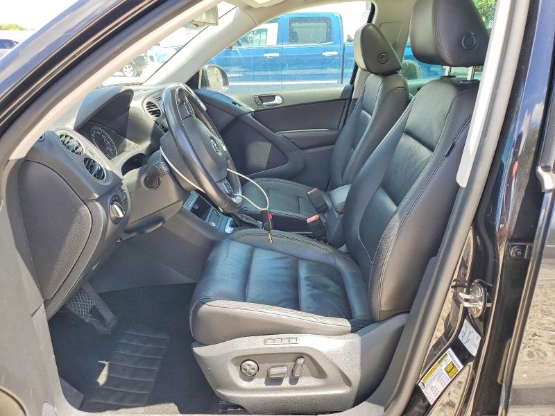 Продаж на аукціоні авто 2017 Volkswagen Tiguan, vin: WVGUV7AX7HK023004, номер лоту: 54756376