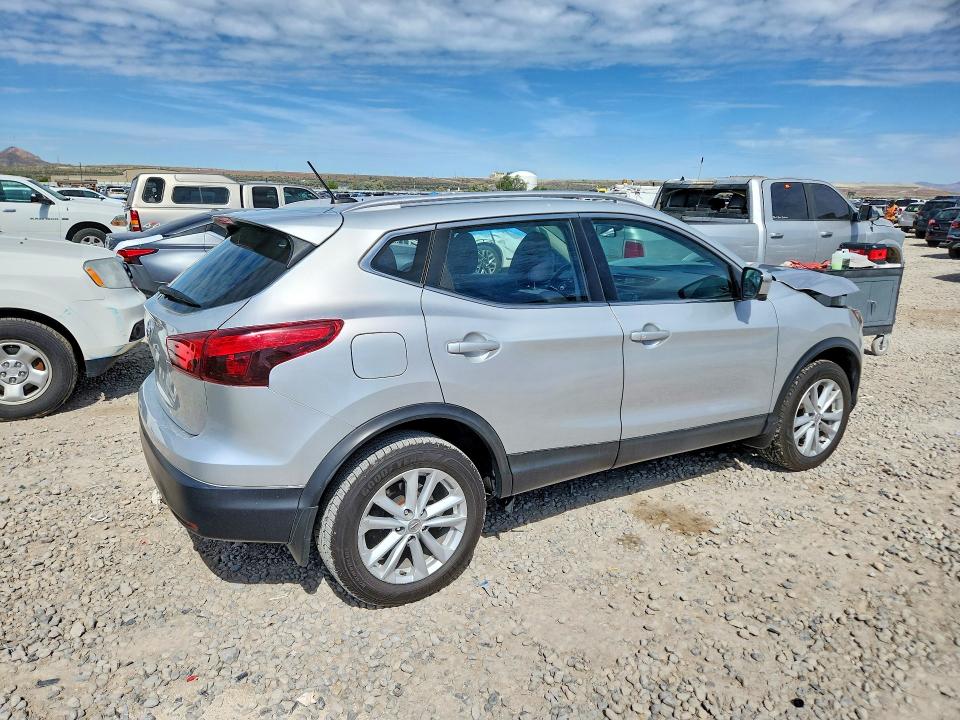 Продажа на аукционе авто 2017 Nissan Rogue Sport, vin: JN1BJ1CR7HW101960, номер лота: 53549056