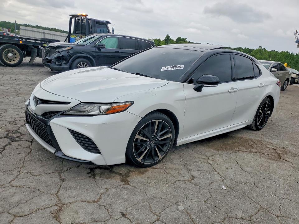 2019 Toyota Camry მანქანა იყიდება აუქციონზე, vin: 4T1B61HK1KU162004, აუქციონის ნომერი: 54399946