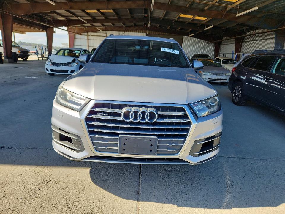 Продажа на аукционе авто 2017 Audi Q7, vin: WA1LAAF75HD015676, номер лота: 54325196