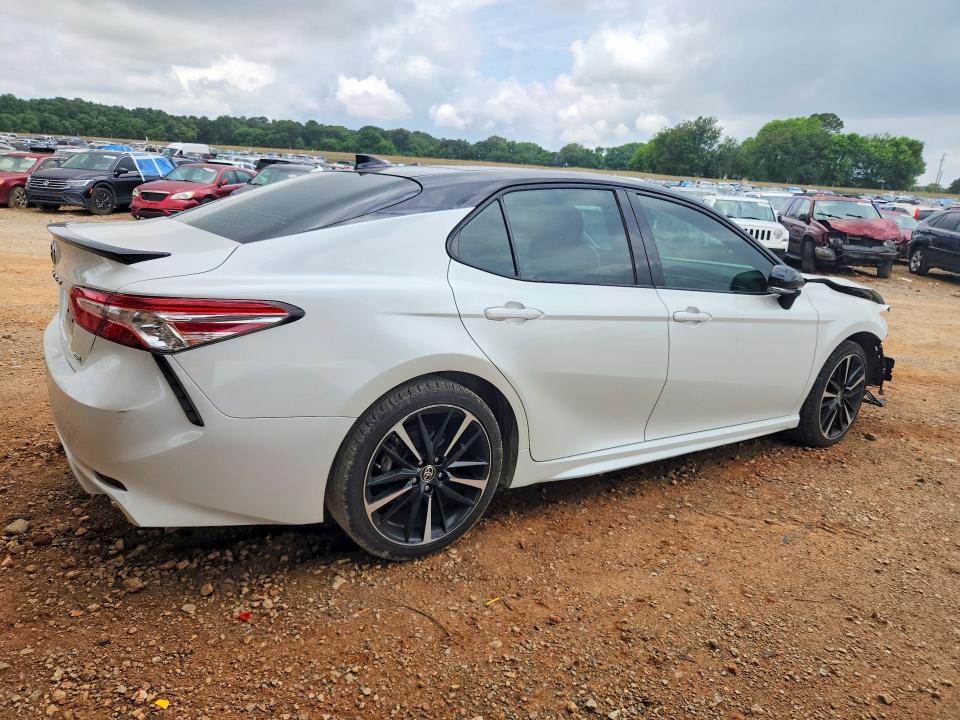 54460056 :رقم المزاد ، 4T1K61AK5LU377011 vin ، 2020 Toyota Camry مزاد بيع