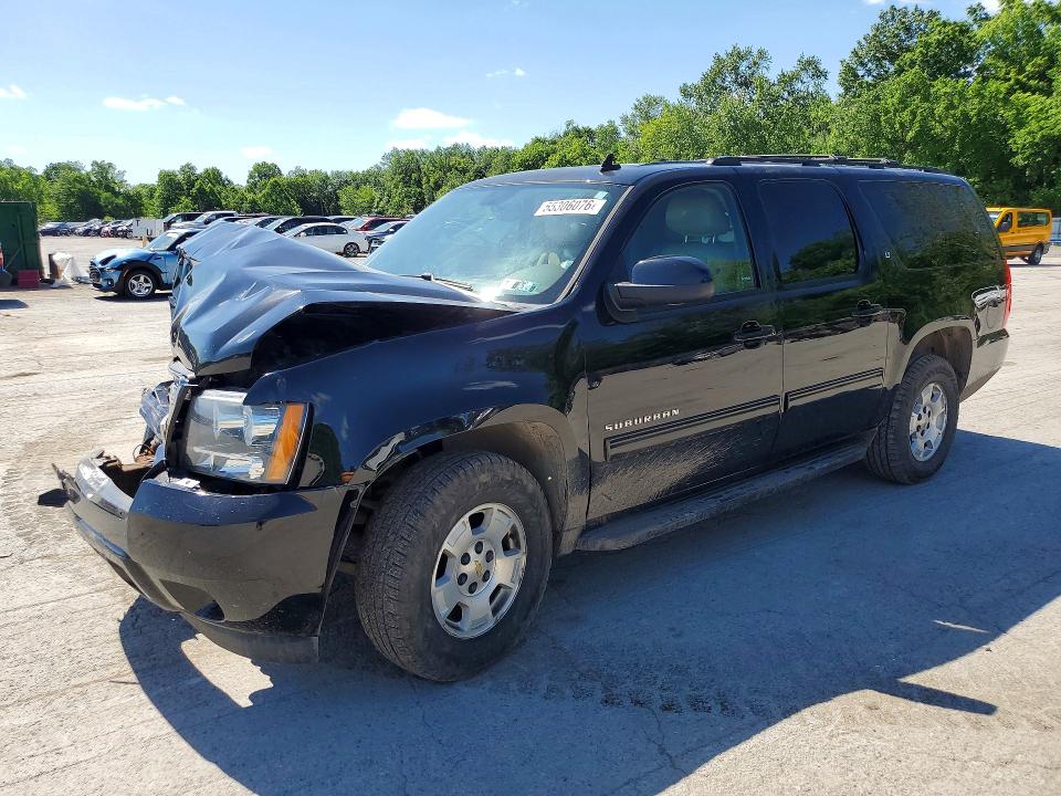55306076 :رقم المزاد ، 1GNSKJE77ER188735 vin ، 2014 Chevrolet Suburban مزاد بيع