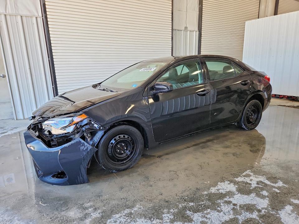 2018 Toyota Corolla მანქანა იყიდება აუქციონზე, vin: 5YFBURHE3JP855798, აუქციონის ნომერი: 49151376