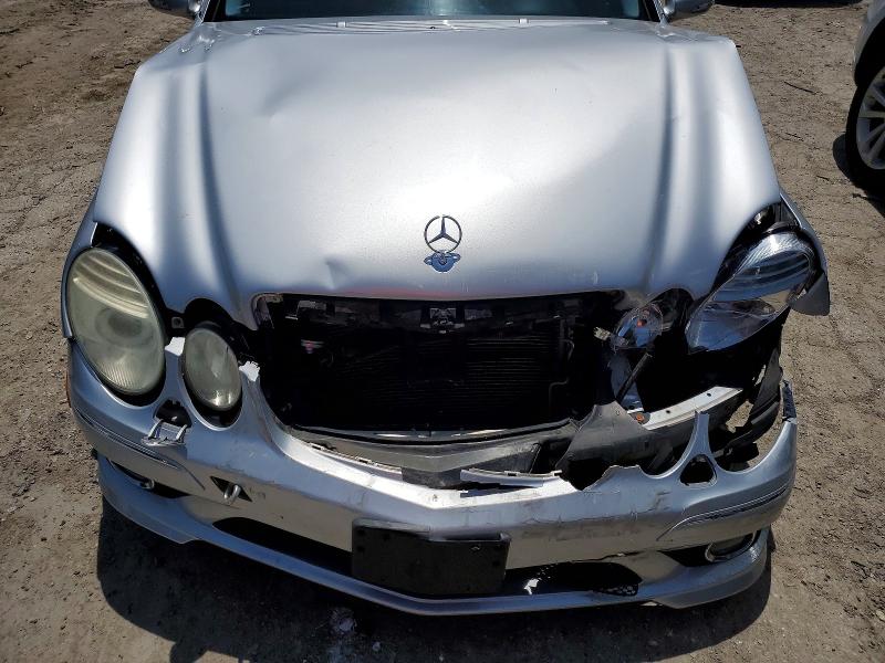 55206326 :رقم المزاد ، WDBUF56X49B435492 vin ، 2009 Mercedes-benz E مزاد بيع