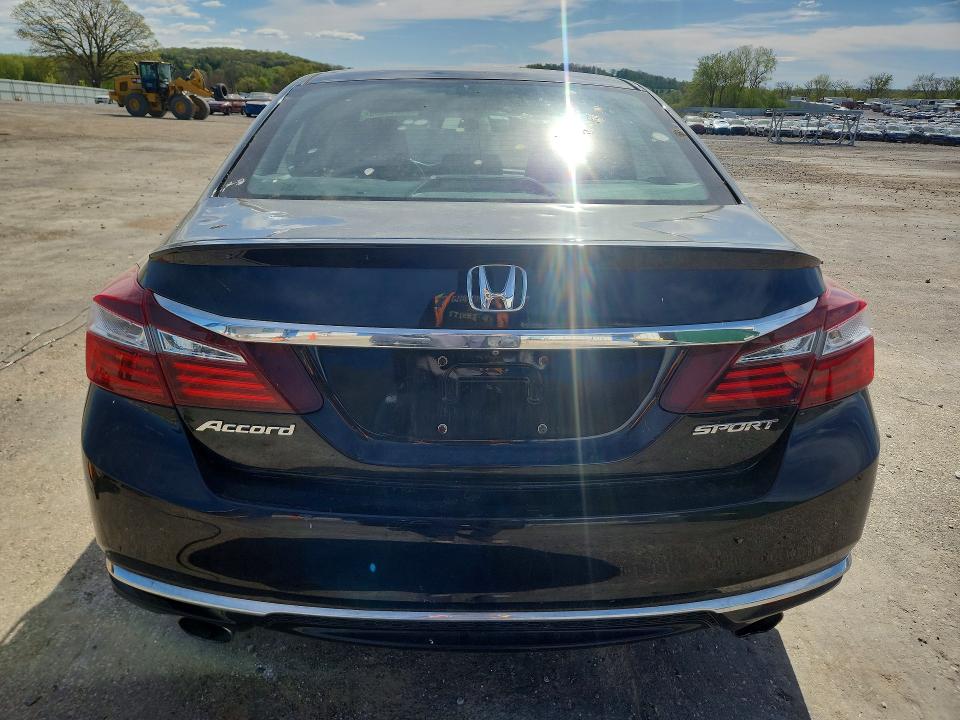 2016 Honda Accord მანქანა იყიდება აუქციონზე, vin: 1HGCR2F52GA137755, აუქციონის ნომერი: 51815896