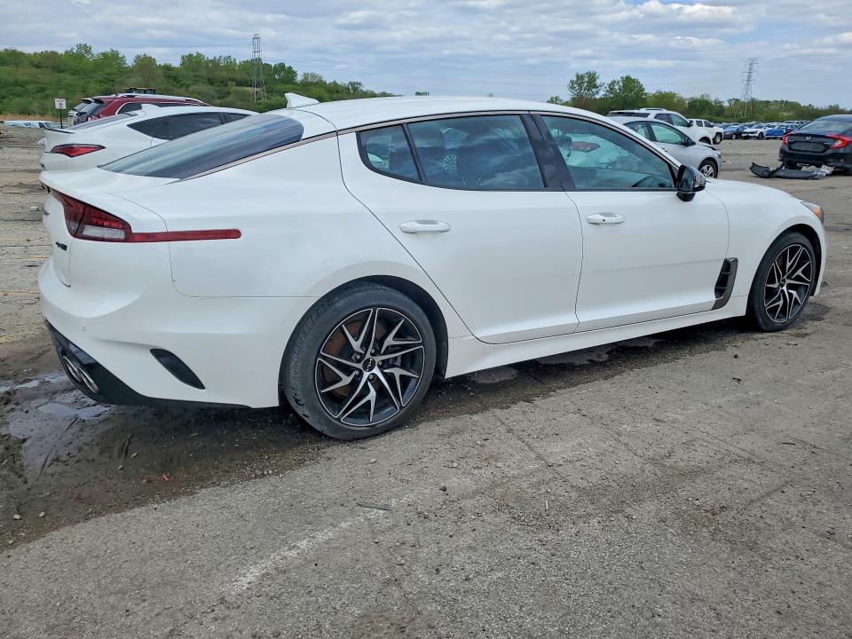 2022 Kia Stinger მანქანა იყიდება აუქციონზე, vin: KNAE35LDXN6103789, აუქციონის ნომერი: 51898496