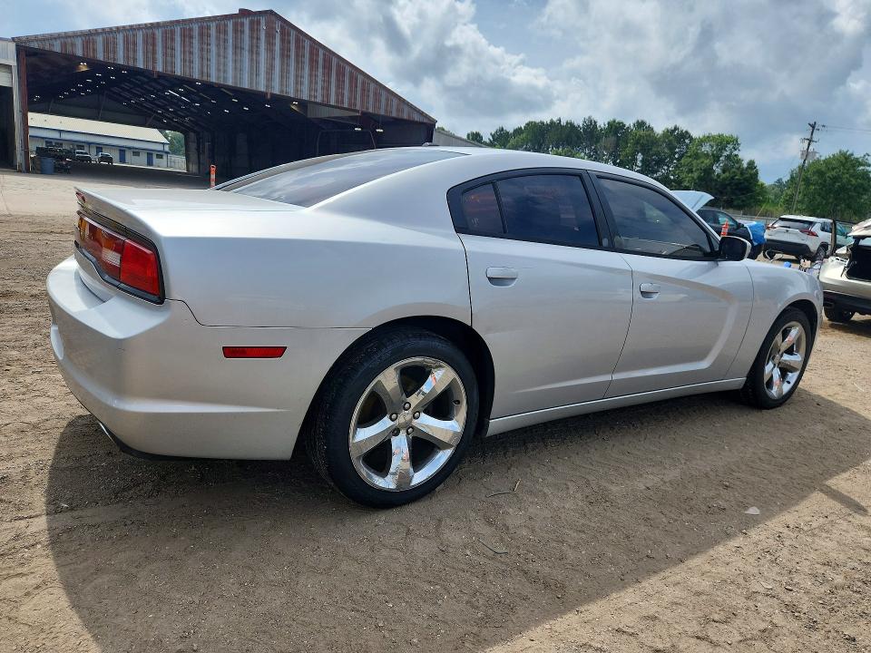 54350966 :رقم المزاد ، 2B3CL3CG7BH613568 vin ، 2011 Dodge Charger مزاد بيع