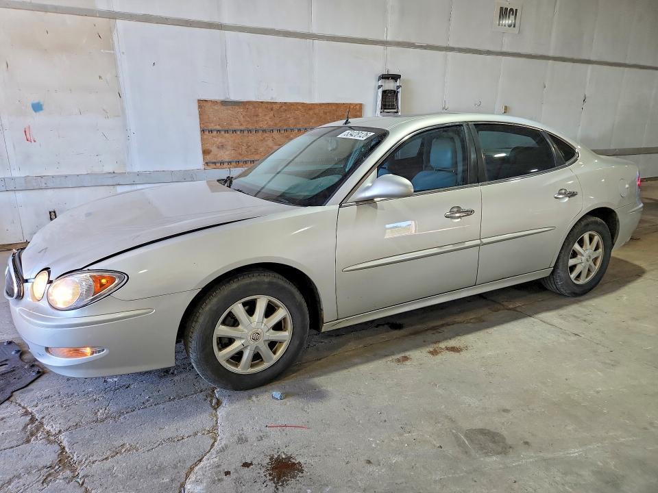 53428126 :رقم المزاد ، 2G4WD532051225874 vin ، 2005 Buick Lacrosse مزاد بيع