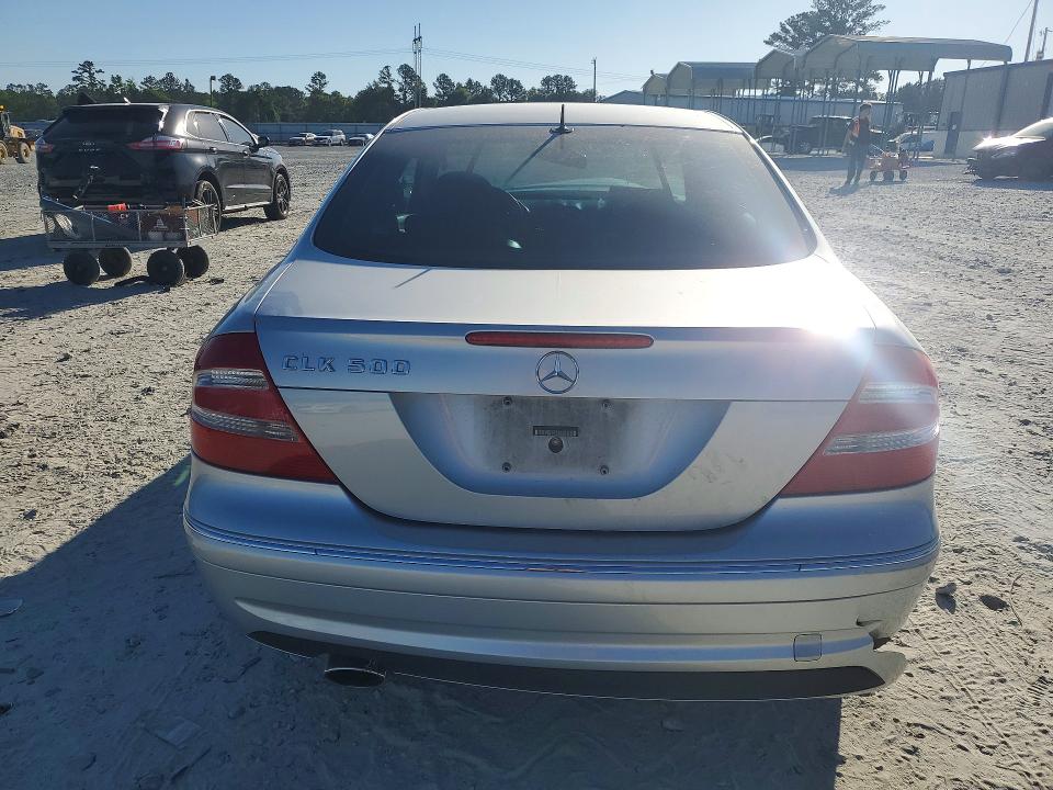 53369166 :رقم المزاد ، WDBTJ75J33F058804 vin ، 2003 Mercedes-benz Clk مزاد بيع