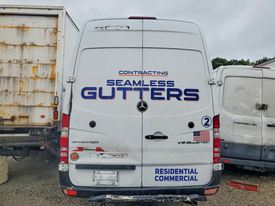 54255206 :رقم المزاد ، WD3PF4CC9FP114261 vin ، 2015 Mercedes Benz Sprinter مزاد بيع