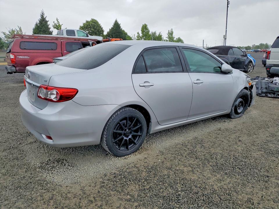 55430396 :رقم المزاد ، 2T1BU4EE4BC638253 vin ، 2011 Toyota Corolla مزاد بيع