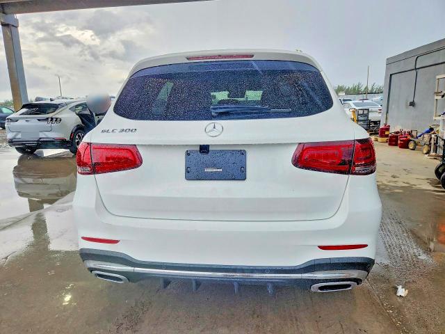 55320096 :رقم المزاد ، W1N0G8DB5NG029121 vin ، 2022 Mercedes-benz Glc مزاد بيع