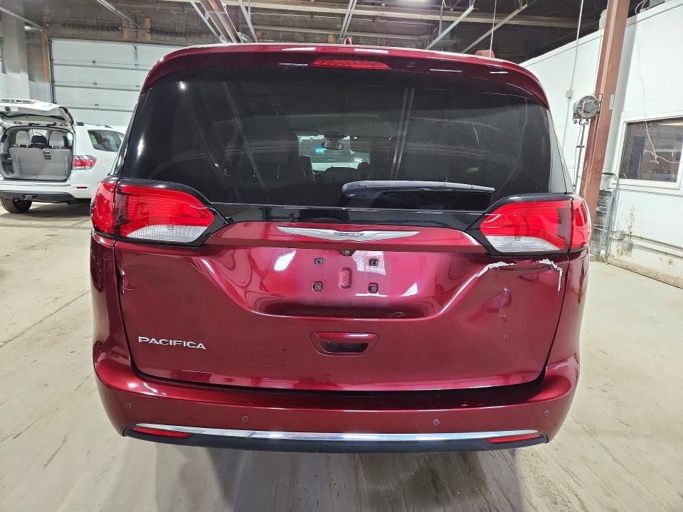 2017 Chrysler Pacifica მანქანა იყიდება აუქციონზე, vin: 2C4RC1EG7HR560187, აუქციონის ნომერი: 54505216