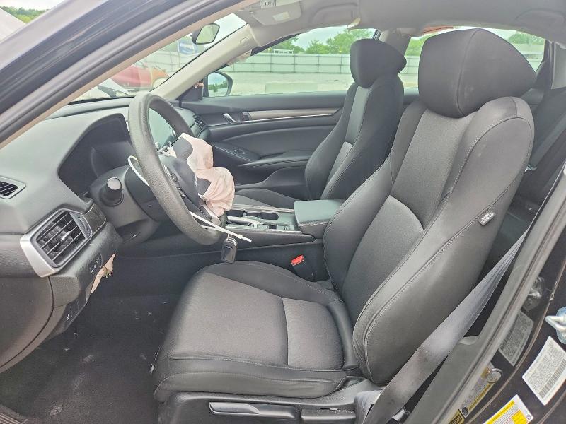 52526916 :رقم المزاد ، 1HGCV1F14MA040474 vin ، 2021 Honda Accord مزاد بيع