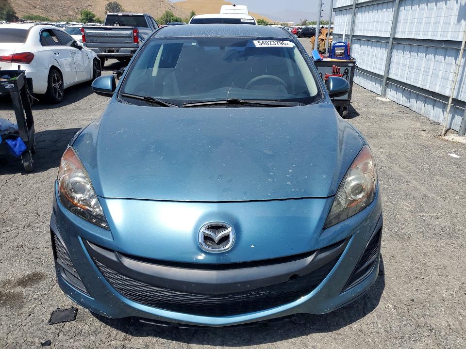 54023796 :رقم المزاد ، JM1BL1UG4B1461809 vin ، 2011 Mazda 3 مزاد بيع