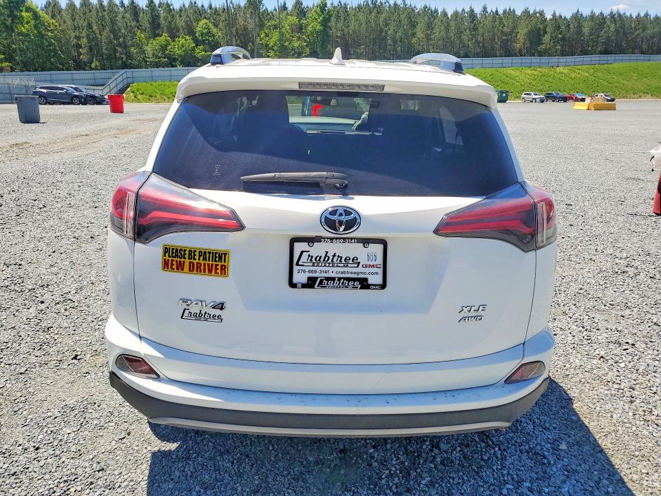 Продажа на аукционе авто 2018 Toyota Rav4, vin: JTMRFREV9JJ256051, номер лота: 52875056